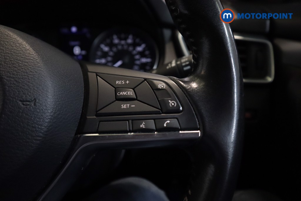 Nissan Qashqai Tekna Manual Diesel SUV - Stock Number (1553118) - 11th supplementary image