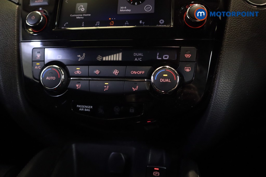 Nissan Qashqai Tekna Manual Diesel SUV - Stock Number (1553118) - 19th supplementary image