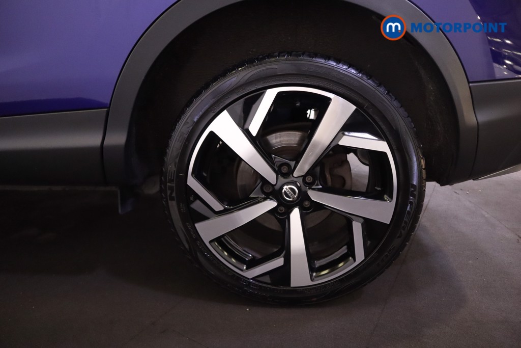 Nissan Qashqai Tekna Manual Diesel SUV - Stock Number (1553118) - 30th supplementary image