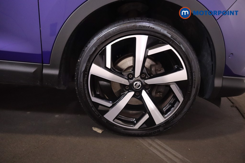 Nissan Qashqai Tekna Manual Diesel SUV - Stock Number (1553118) - 32nd supplementary image
