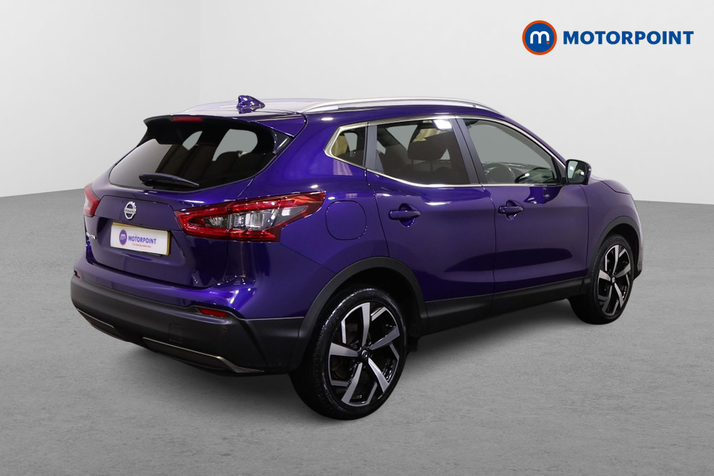 Nissan Qashqai Tekna Manual Diesel SUV - Stock Number (1553118) - Drivers side rear corner