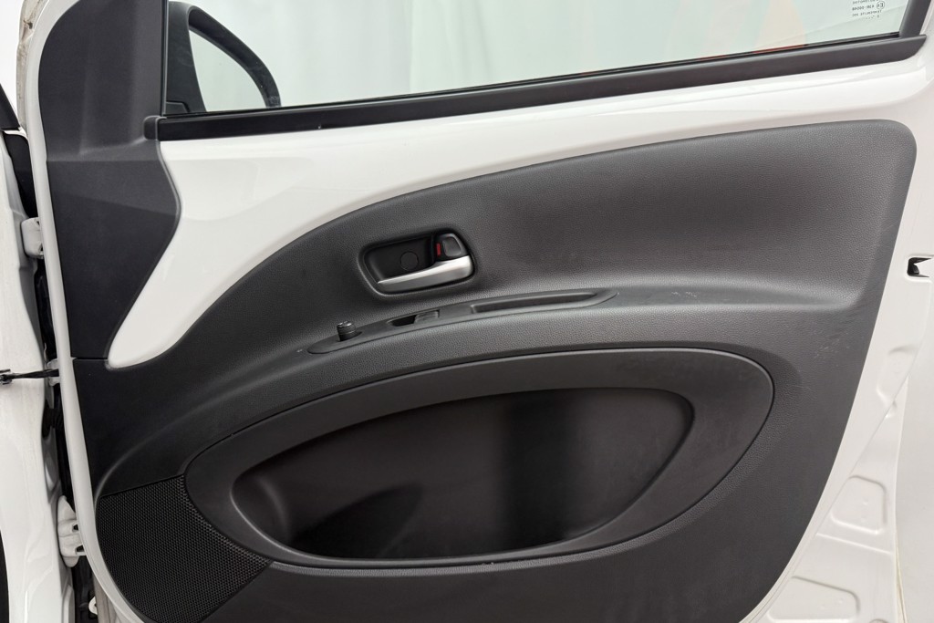 Toyota Aygo X Pure Manual Petrol Hatchback - Stock Number (1553350) - 16th supplementary image