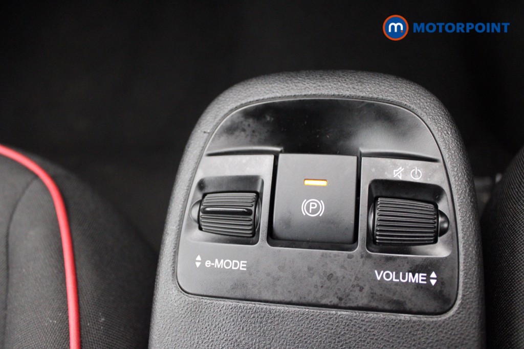 Fiat 500 RED Automatic Electric Hatchback - Stock Number (1553359) - 12th supplementary image