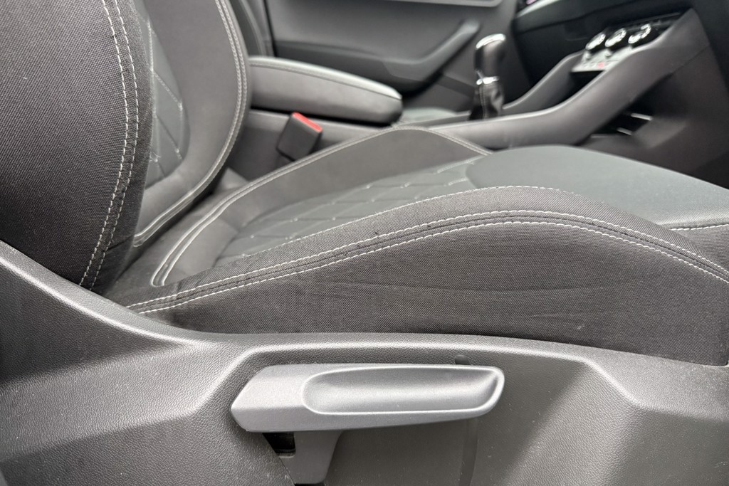 Skoda Karoq Sportline Manual Petrol SUV - Stock Number (1553595) - 23rd supplementary image