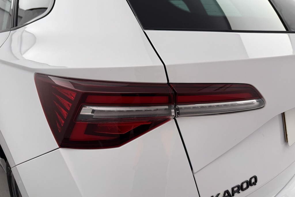 Skoda Karoq Sportline Manual Petrol SUV - Stock Number (1553595) - 32nd supplementary image