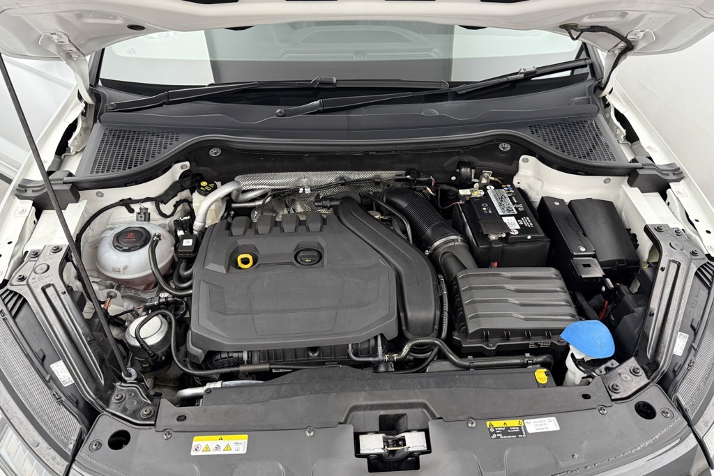 Skoda Karoq Sportline Manual Petrol SUV - Stock Number (1553595) - 35th supplementary image
