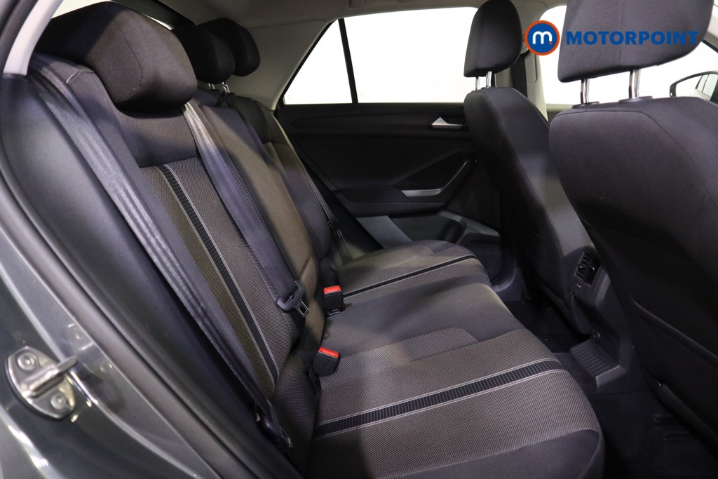 Volkswagen T-Roc Design Manual Petrol SUV - Stock Number (1553625) - 13th supplementary image