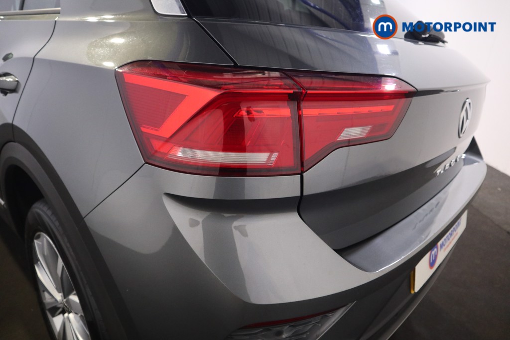 Volkswagen T-Roc Design Manual Petrol SUV - Stock Number (1553625) - 20th supplementary image
