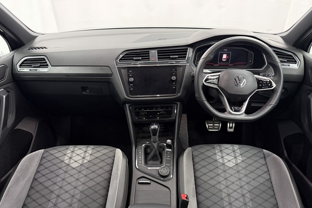 Volkswagen Tiguan R-Line Automatic Petrol SUV - Stock Number (1554243) - 2nd supplementary image