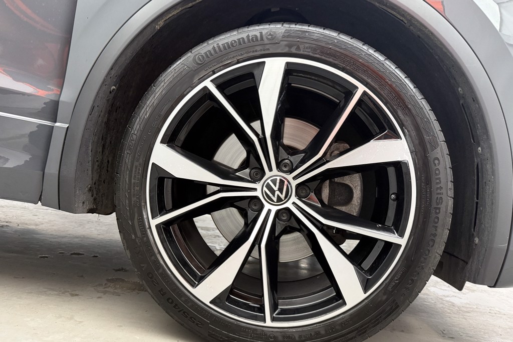 Volkswagen Tiguan R-Line Automatic Petrol SUV - Stock Number (1554243) - 31st supplementary image