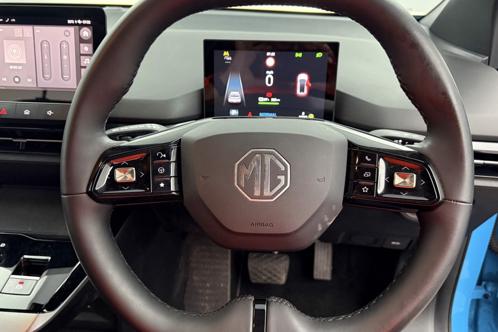 Mg Motor Uk MG4 SE Automatic Electric SUV - Stock Number (1554317) - 2nd supplementary image