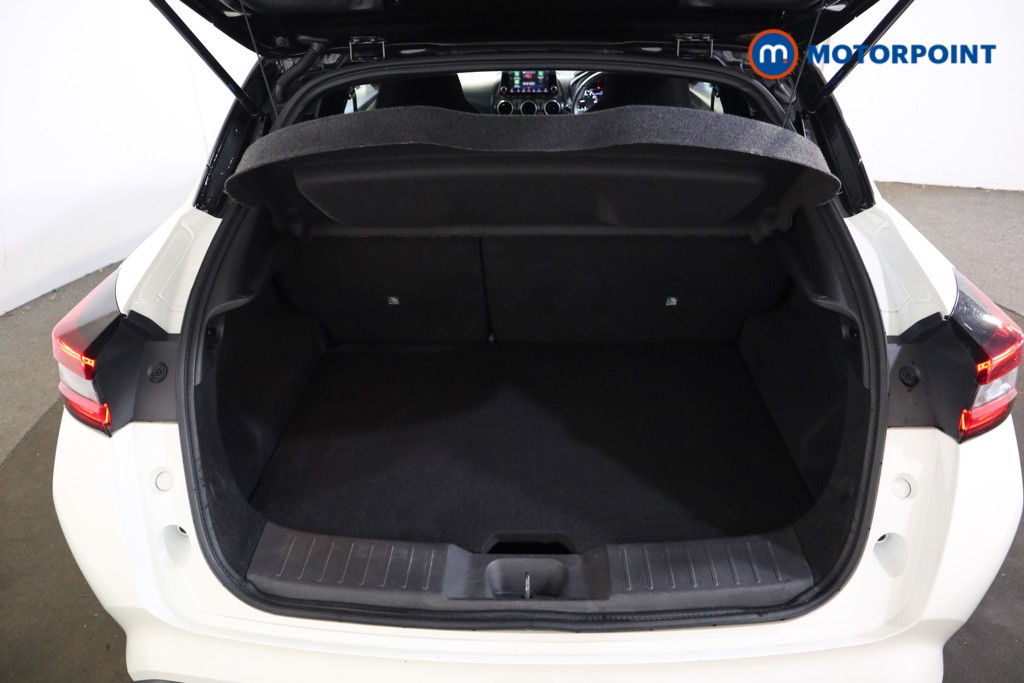 Nissan Juke Enigma Manual Petrol SUV - Stock Number (1554485) - 12th supplementary image