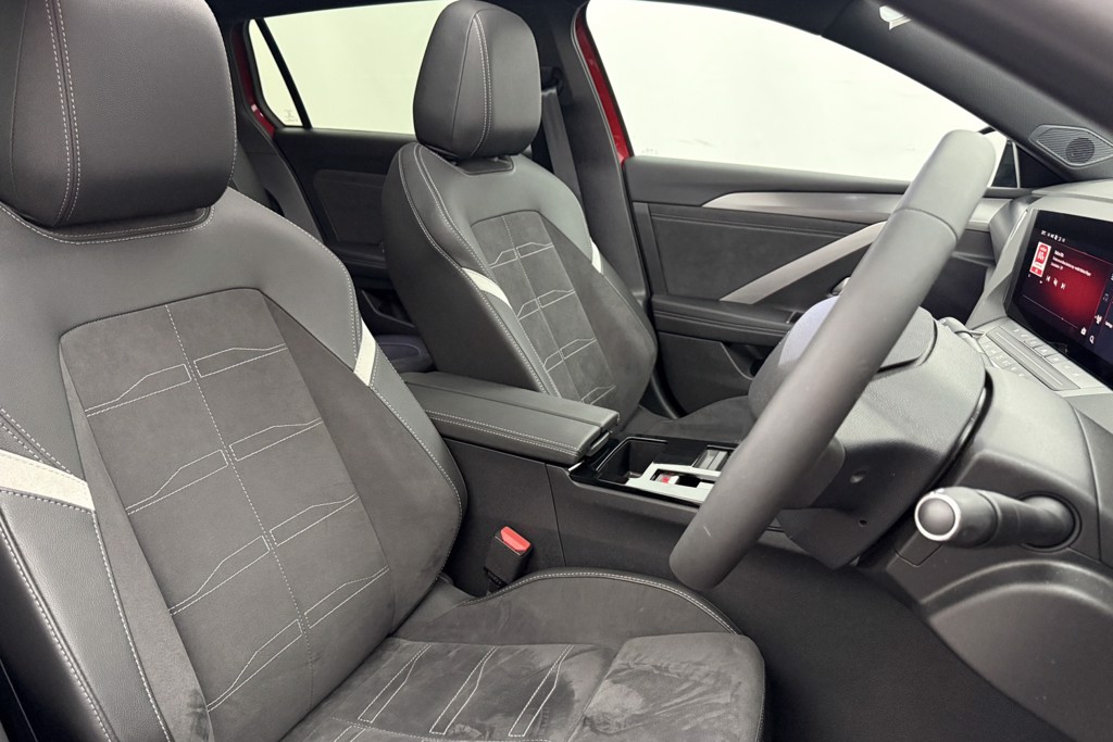 Vauxhall Astra Ultimate Automatic Electric Estate - Stock Number (1555016) - 17th supplementary image