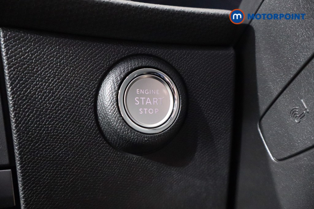 Vauxhall Astra Ultimate Automatic Electric Hatchback - Stock Number (1555018) - 13th supplementary image