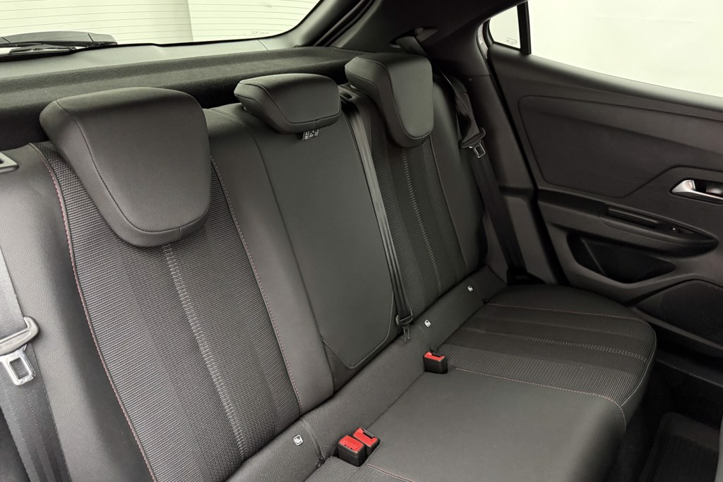 Vauxhall Mokka GS Automatic Petrol SUV - Stock Number (1555185) - 19th supplementary image