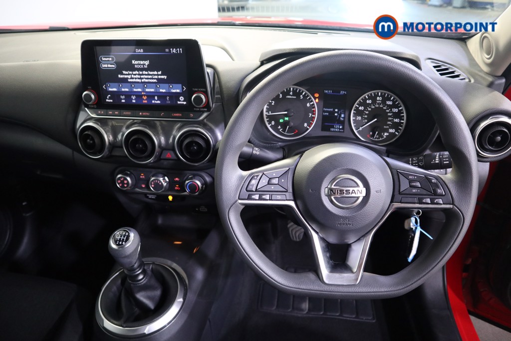 Nissan Juke Acenta Manual Petrol SUV - Stock Number (1555244) - 1st supplementary image