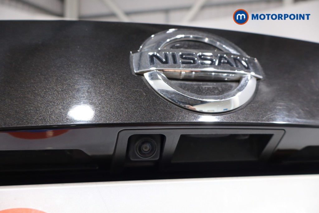 Nissan Juke N-Connecta Automatic Petrol SUV - Stock Number (1555254) - 29th supplementary image