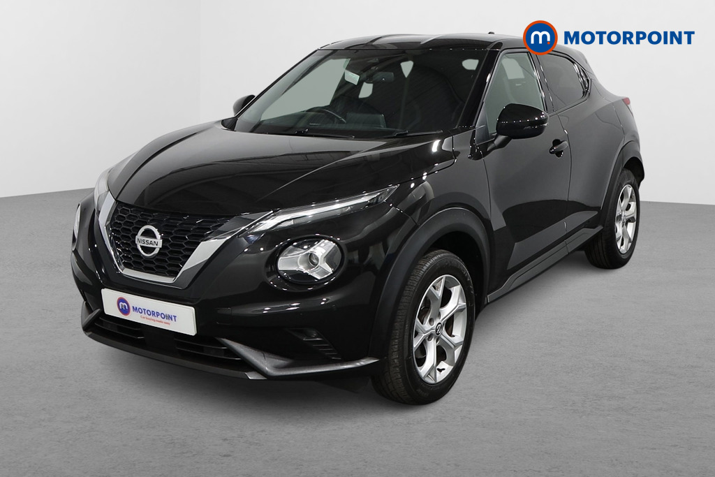 Nissan Juke N-Connecta Automatic Petrol SUV - Stock Number (1555254) - Passenger side front corner