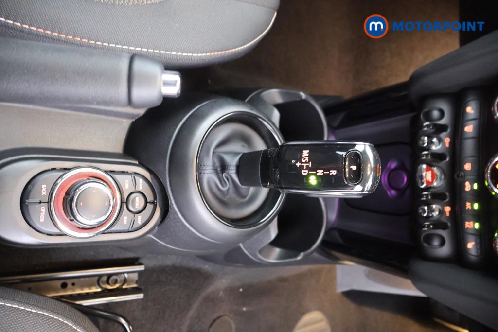 Mini Hatchback Cooper Classic Automatic Petrol Hatchback - Stock Number (1555377) - 6th supplementary image