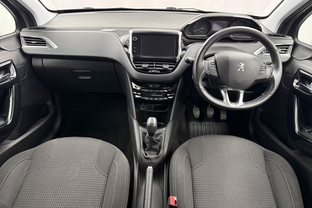 Peugeot 208 Tech Edition Manual Petrol Hatchback - Stock Number (1555722) - 2nd supplementary image