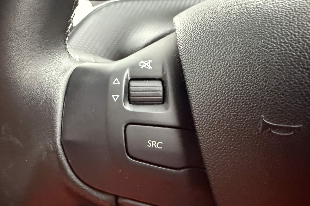 Peugeot 208 Tech Edition Manual Petrol Hatchback - Stock Number (1555722) - 4th supplementary image