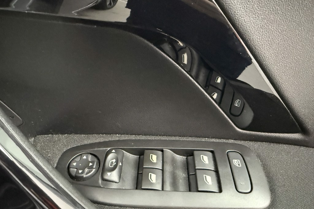 Peugeot 208 Tech Edition Manual Petrol Hatchback - Stock Number (1555722) - 18th supplementary image