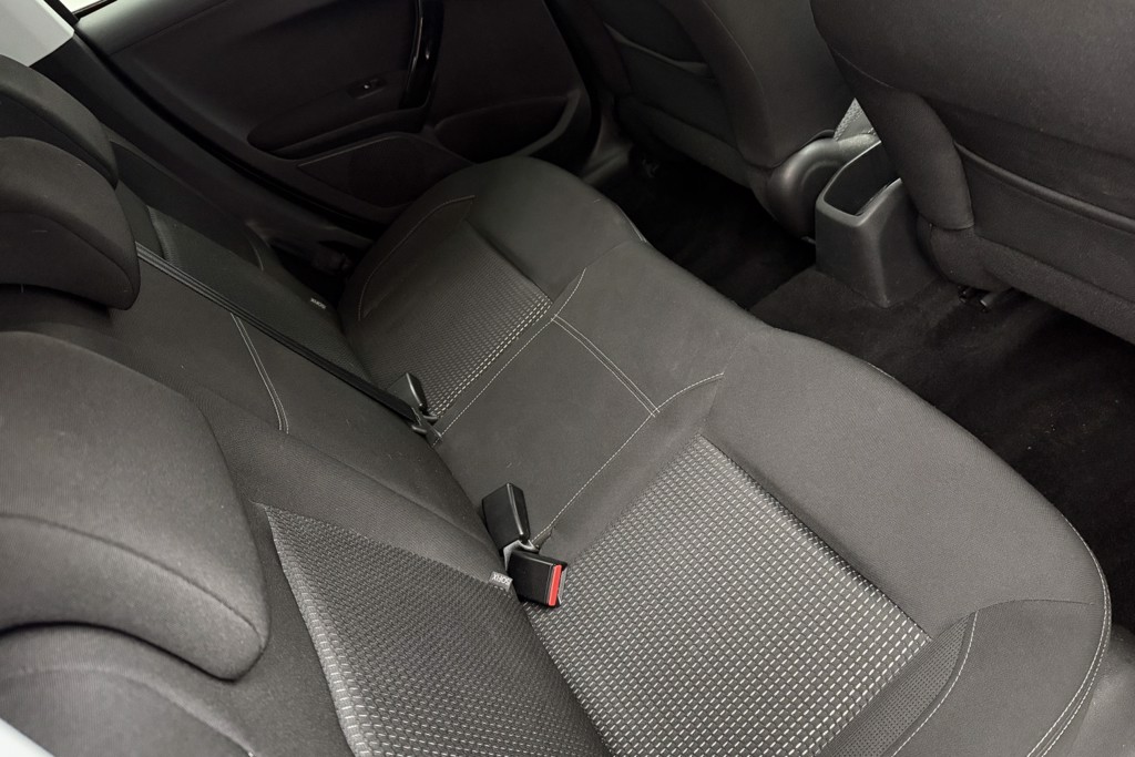 Peugeot 208 Tech Edition Manual Petrol Hatchback - Stock Number (1555722) - 20th supplementary image