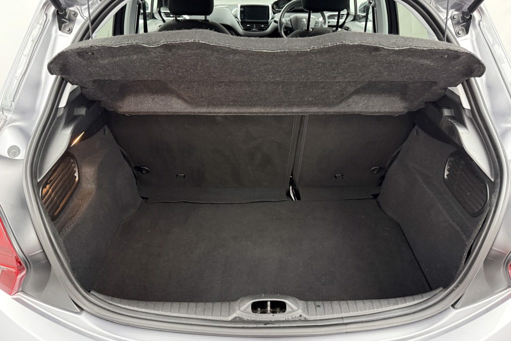Peugeot 208 Tech Edition Manual Petrol Hatchback - Stock Number (1555722) - 23rd supplementary image
