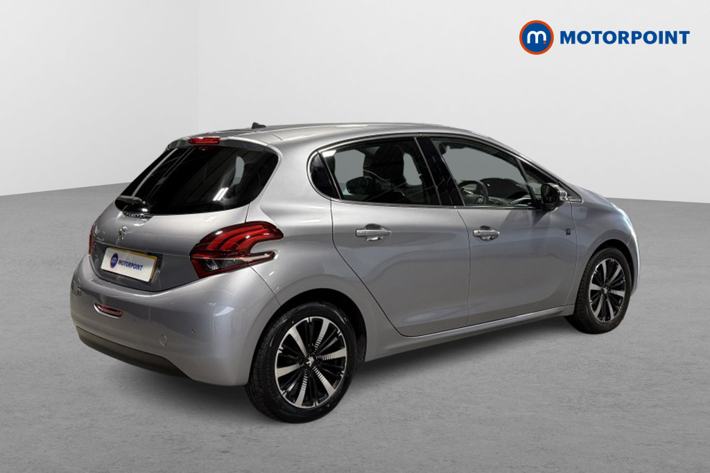 Peugeot 208 Tech Edition Manual Petrol Hatchback - Stock Number (1555722) - Drivers side rear corner