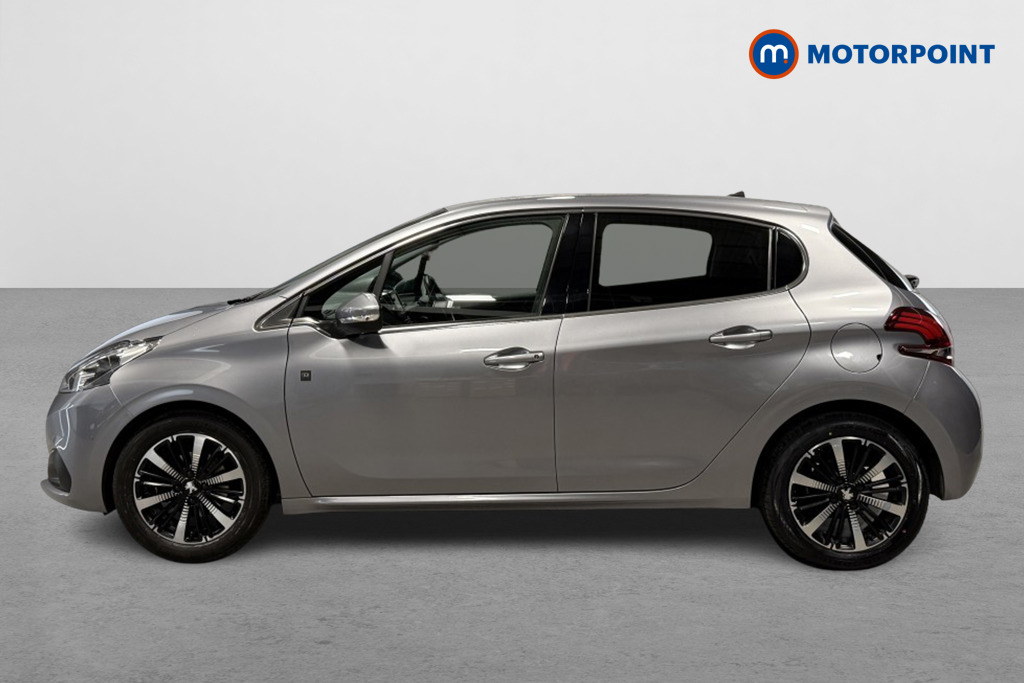 Peugeot 208 Tech Edition Manual Petrol Hatchback - Stock Number (1555722) - Passenger side