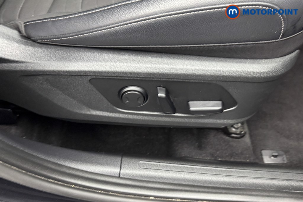 KIA Sportage 3 Automatic Petrol-Electric Hybrid SUV - Stock Number (1555829) - 22nd supplementary image
