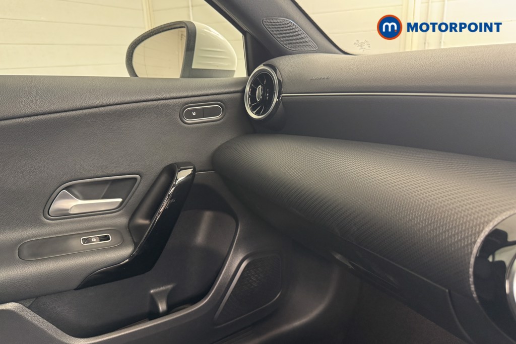 Mercedes-Benz A Class SE Automatic Petrol Hatchback - Stock Number (1556038) - 12th supplementary image