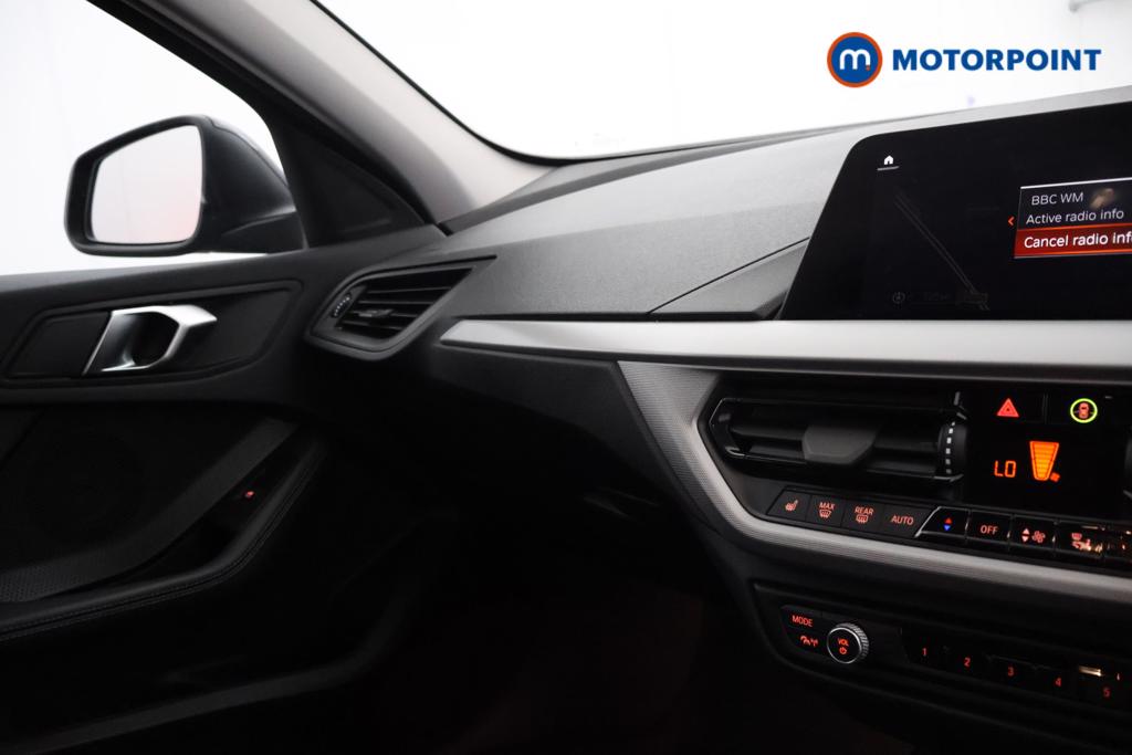 BMW 1 Series SE Automatic Diesel Hatchback - Stock Number (1556144) - 6th supplementary image