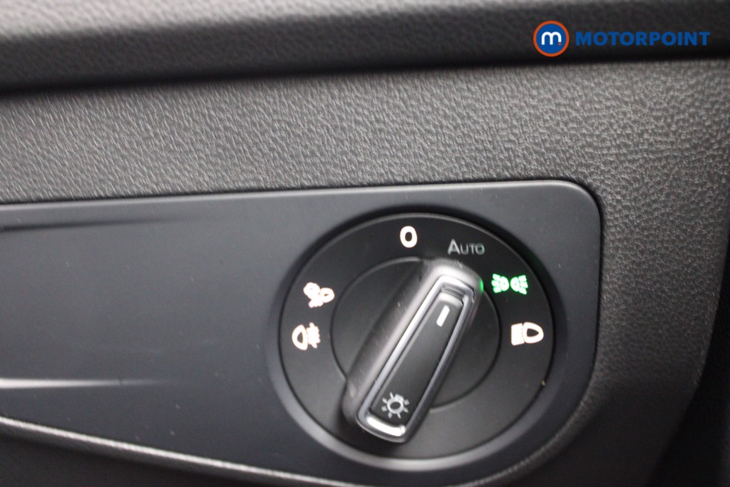 Volkswagen Tiguan R-Line Automatic Petrol SUV - Stock Number (1556299) - 13th supplementary image