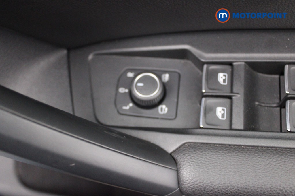 Volkswagen Tiguan R-Line Automatic Petrol SUV - Stock Number (1556299) - 14th supplementary image