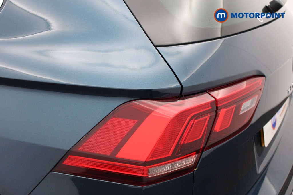 Volkswagen Tiguan R-Line Automatic Petrol SUV - Stock Number (1556299) - 23rd supplementary image