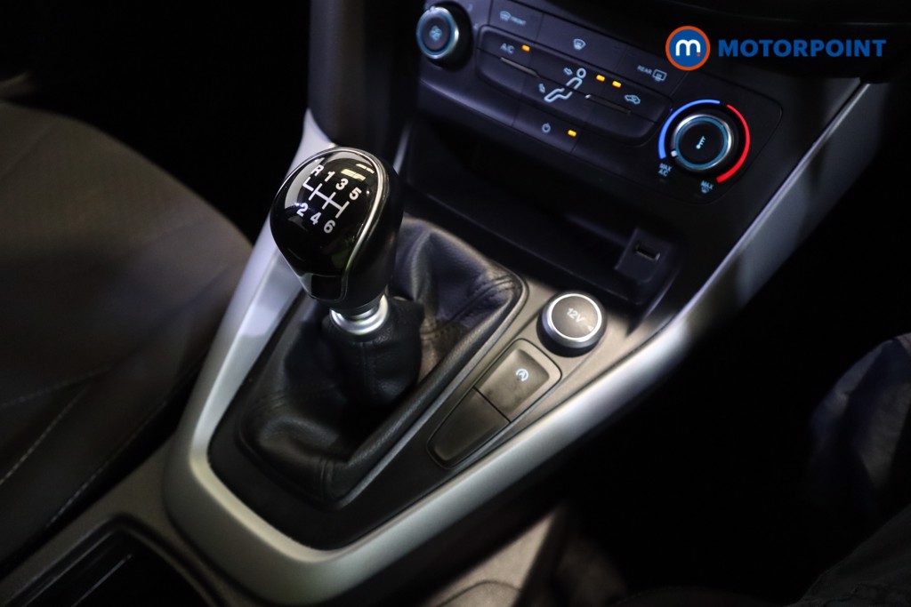 Ford Focus Zetec Edition Manual Petrol Hatchback - Stock Number (1556451) - 18th supplementary image