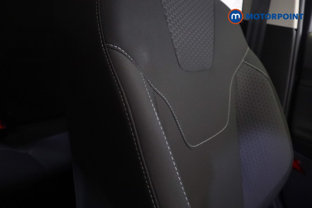Ford Focus Zetec Edition Manual Petrol Hatchback - Stock Number (1556451) - 19th supplementary image