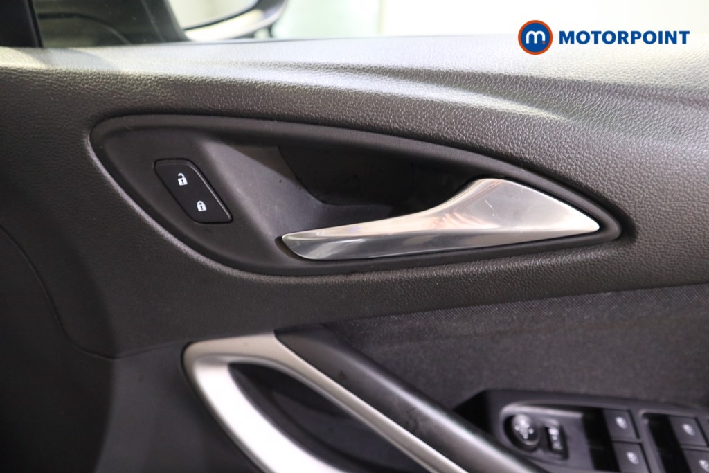 Vauxhall Astra Business Edition Nav Manual Petrol Estate - Stock Number (1556722) - 10th supplementary image