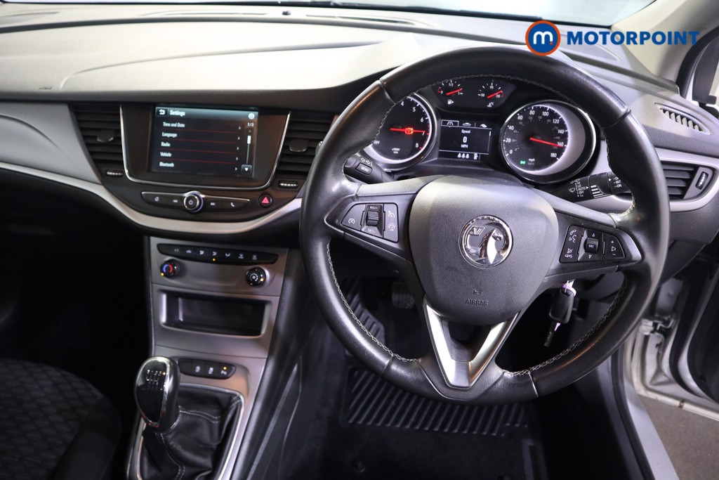 Vauxhall Astra Business Edition Nav Manual Petrol Estate - Stock Number (1556722) - 1st supplementary image