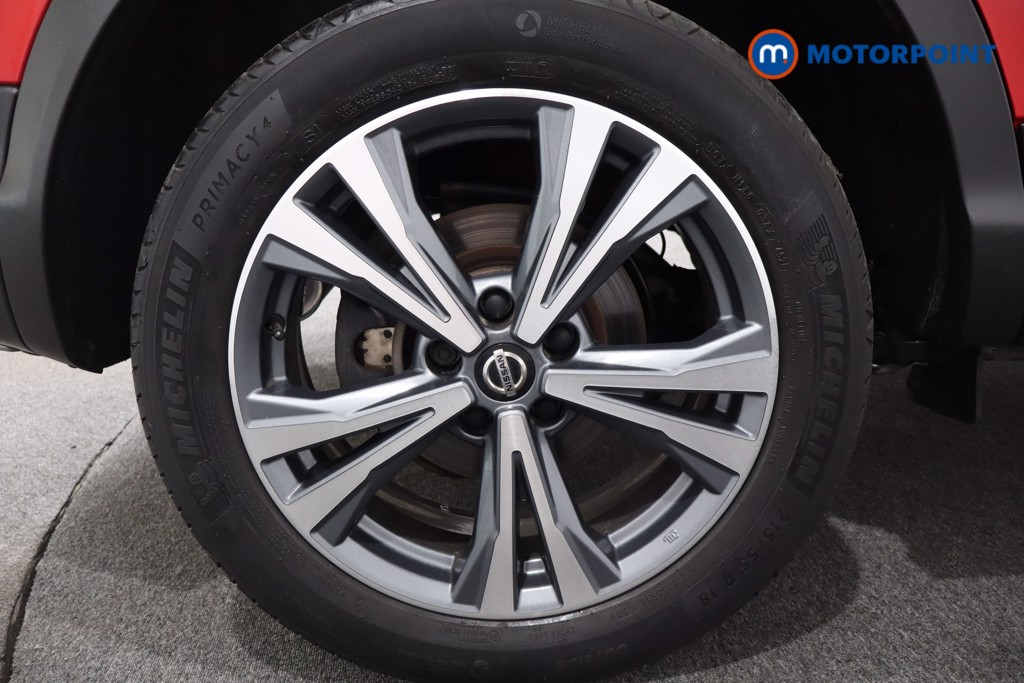 Nissan Qashqai N-Connecta Automatic Petrol SUV - Stock Number (1556748) - 9th supplementary image