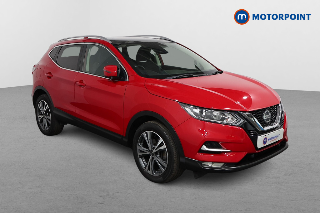 Nissan Qashqai N-Connecta Automatic Petrol SUV - Stock Number (1556748) - Drivers side front corner