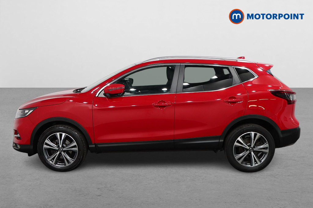 Nissan Qashqai N-Connecta Automatic Petrol SUV - Stock Number (1556748) - Passenger side