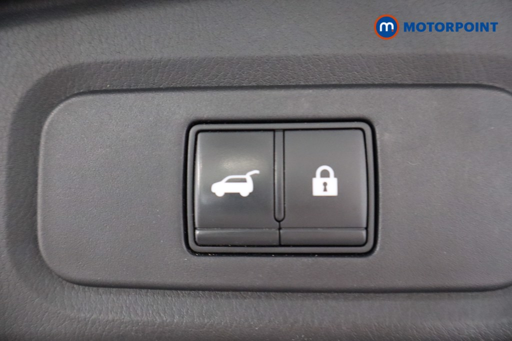 Nissan Qashqai Tekna-Plus Manual Petrol SUV - Stock Number (1556839) - 30th supplementary image