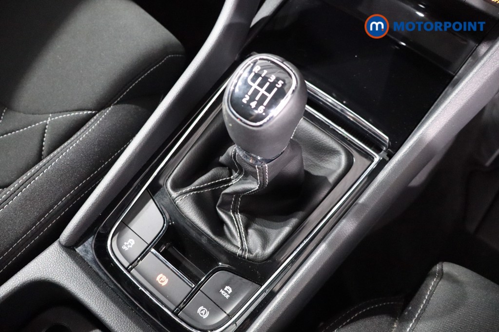 Skoda Karoq Sportline Manual Petrol SUV - Stock Number (1556854) - 14th supplementary image