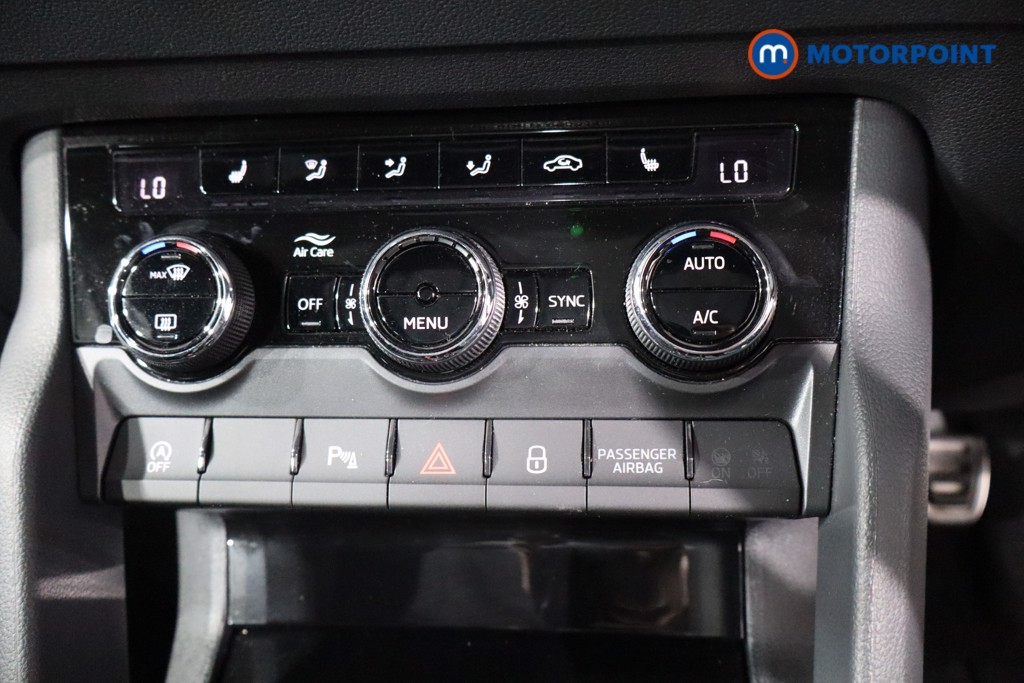 Skoda Karoq Sportline Manual Petrol SUV - Stock Number (1556854) - 16th supplementary image