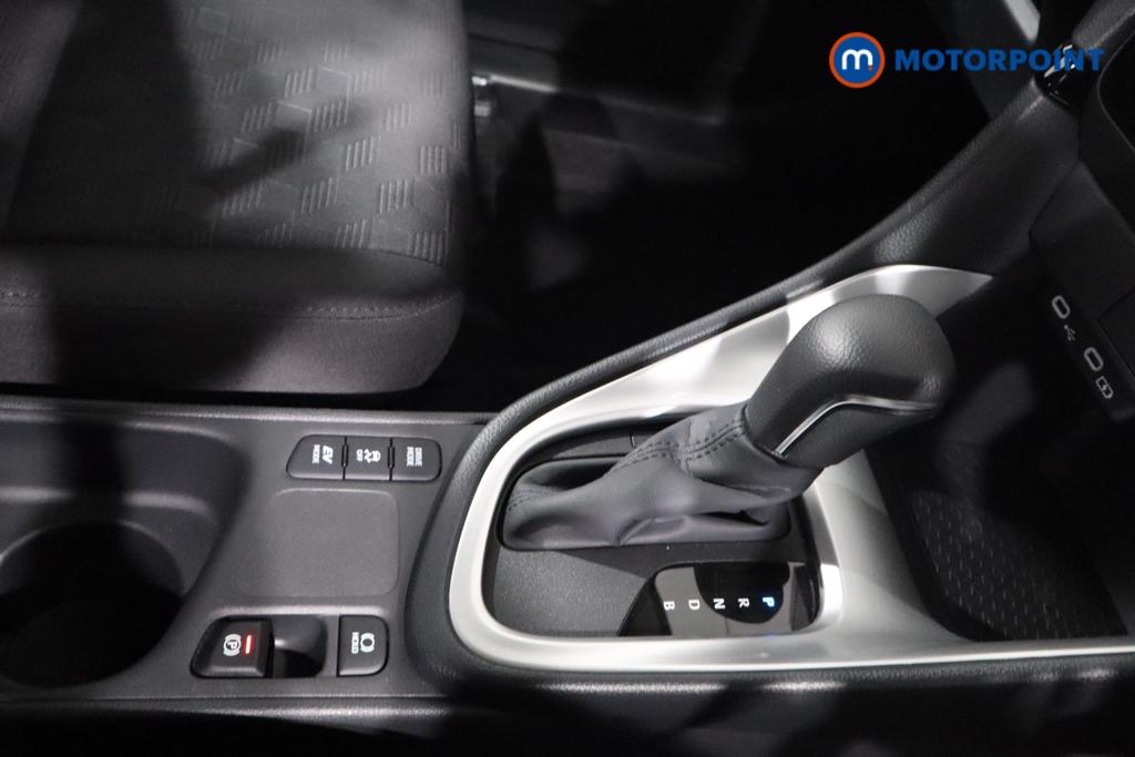 Toyota Yaris Icon Automatic Petrol-Electric Hybrid Hatchback - Stock Number (1556986) - 4th supplementary image