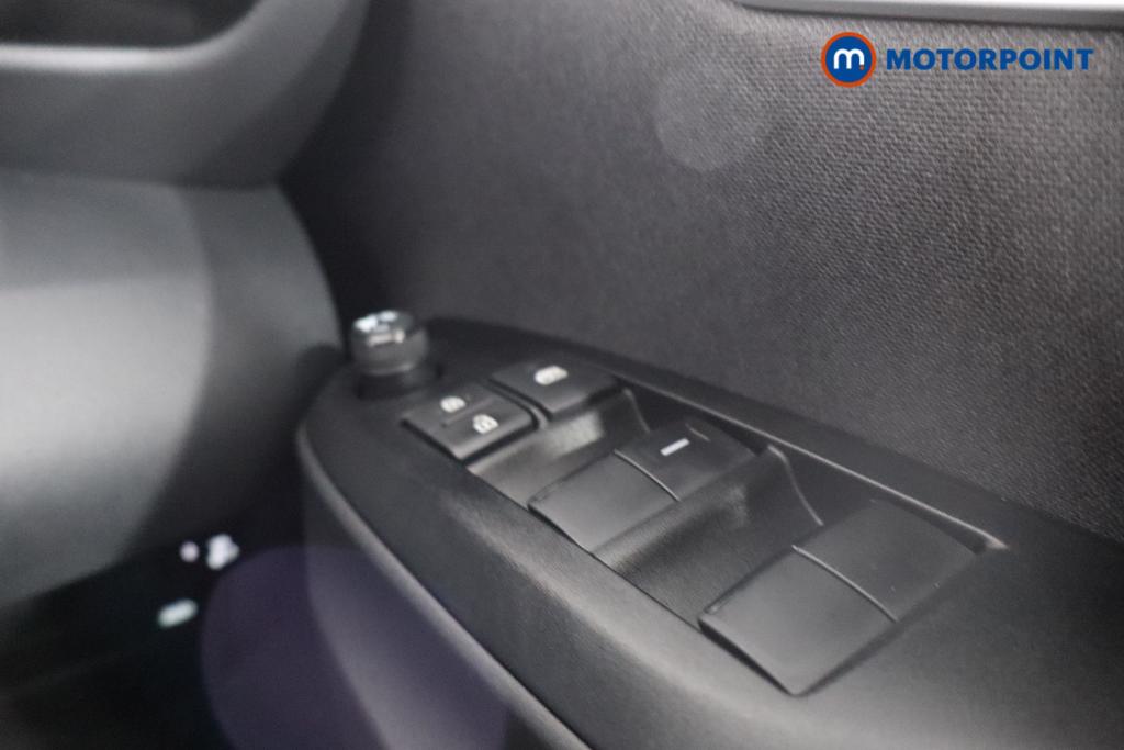 Toyota Yaris Icon Automatic Petrol-Electric Hybrid Hatchback - Stock Number (1556986) - 11th supplementary image
