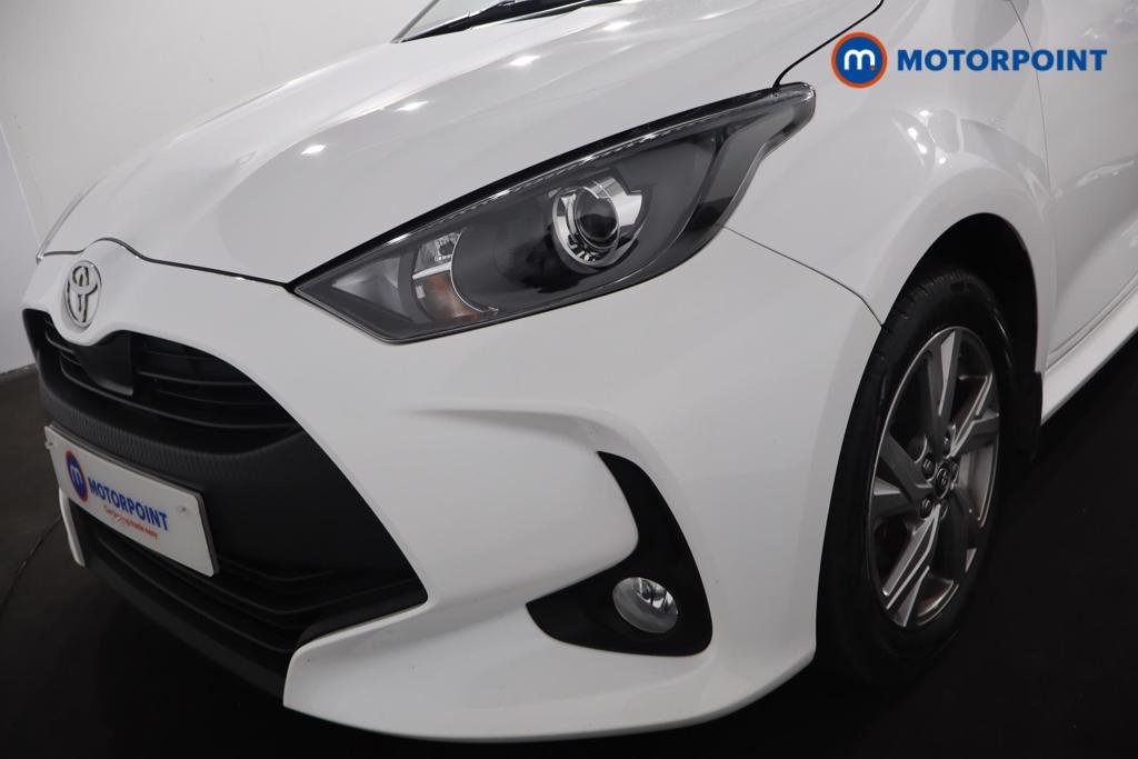 Toyota Yaris Icon Automatic Petrol-Electric Hybrid Hatchback - Stock Number (1556986) - 12th supplementary image