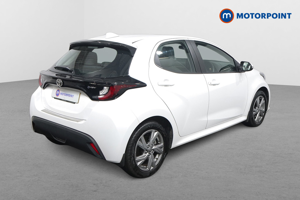 Toyota Yaris Icon Automatic Petrol-Electric Hybrid Hatchback - Stock Number (1556986) - Drivers side rear corner